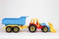 duży traktor zabawka z przyczepa i łychą max.jpg