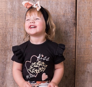 Czarne body dziewczęce z falbankami Gamex Usta Kiss Chic