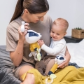 interaktywna zabawka dla niemowlaka z grzechotką babyono borsuk 1432.jpg