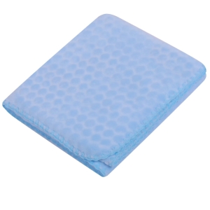 Kocyk dla niemowlaka niebieski tłoczony koła