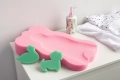 gąbka do wanienki dla niemowląt Midi Sensillo różowa.jpg