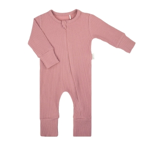 Pajacyk dla niemowlaka dziewczynki Bamarnicol Prążek różowy