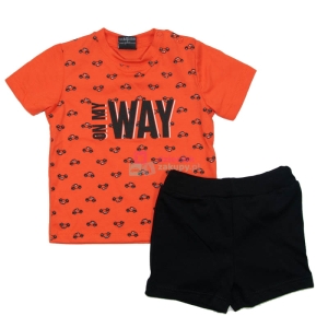 Komplet ubranek dla niemowlaka chłopca bluzka w auta i krótkie spodenki GT pomarańzcowy